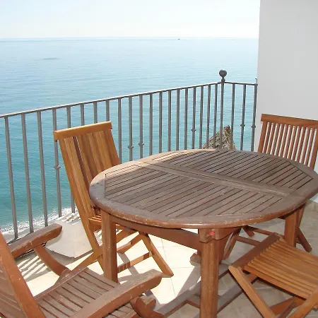 Carabeo 70 Menyber Apartment Nerja Exterior photo